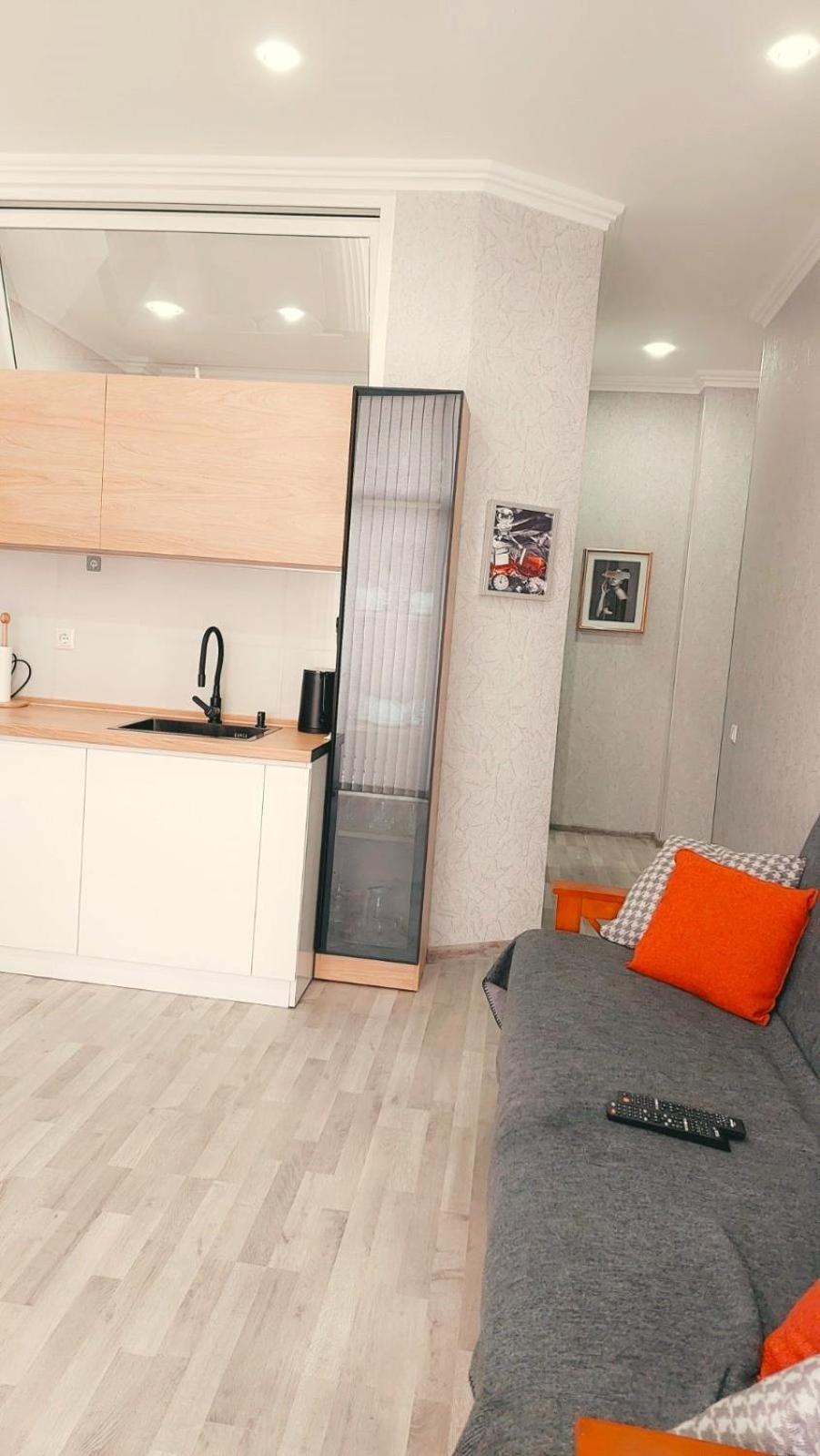 Kate'S New Cozy Apartment Кутаиси Экстерьер фото